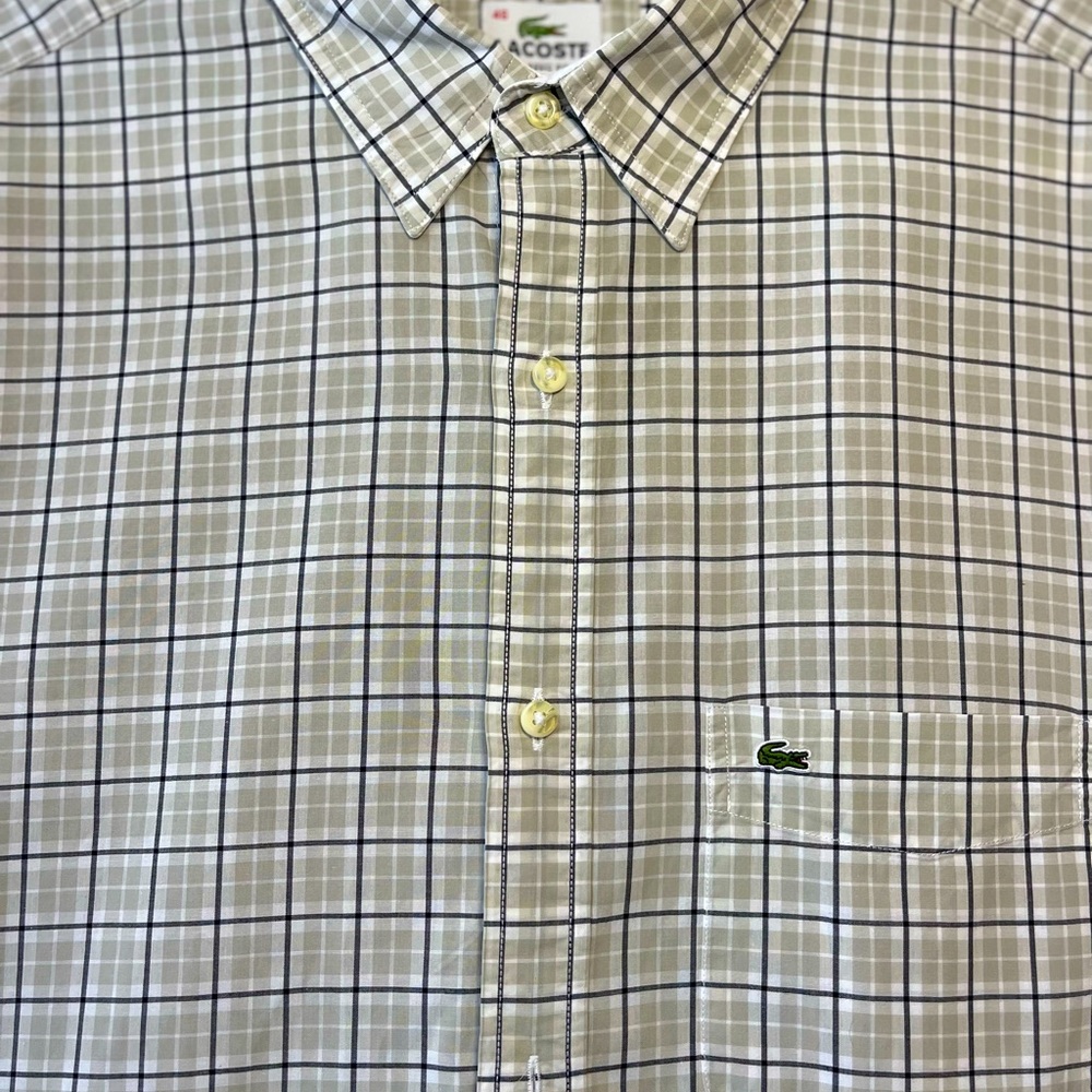 Lacoste Men’s Short Sleeve, Classic Button down Shirt